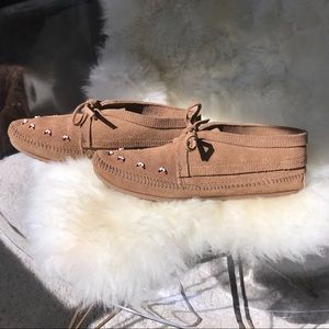 Minnetonka Beaded Shoes